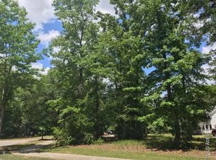 1 Bishop Rd, Beaufort, SC 29906