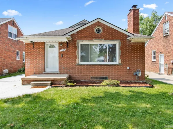 7235 Stout St, Detroit, MI 48228