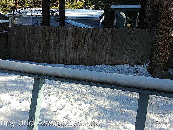 4th image of 2648 Rose Ave