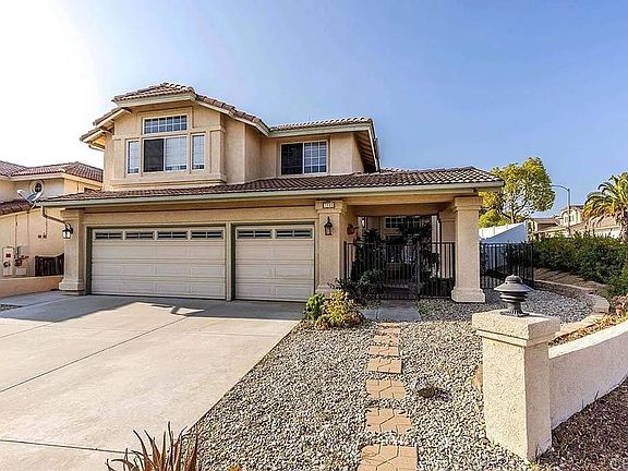 5th image of 1588 Dawson Dr