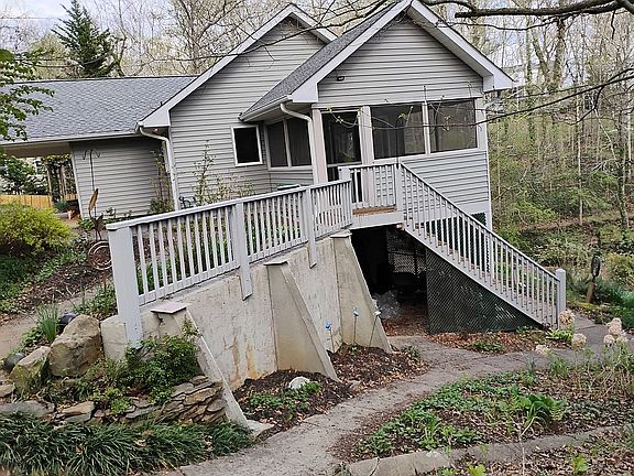 4th image of 17 Ambler Rd