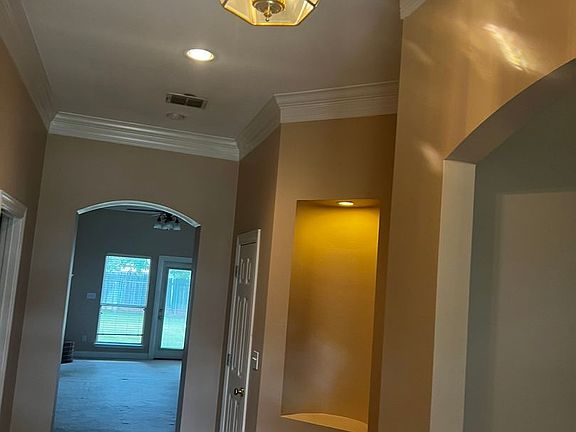 4th image of 408 Hancock Dr