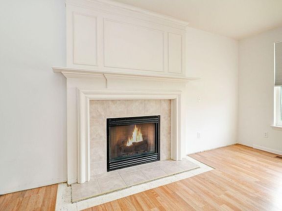 5th image of 7100 Oakridge Dr