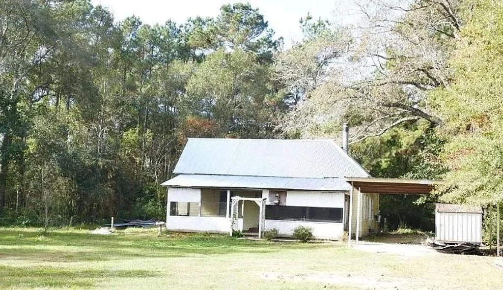 3 bed, 1632 sqft, $1,200 — Photo 1