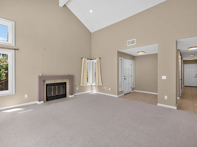 12137 Putting Green Row — Photo 8