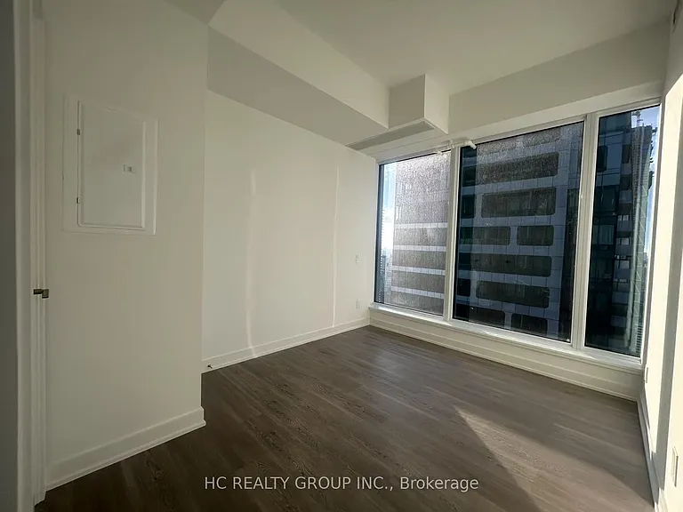 8 Wellesley St W #5108 — Photo 6