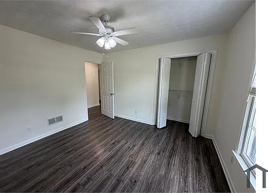 2203 Meadow Dr — Photo 17