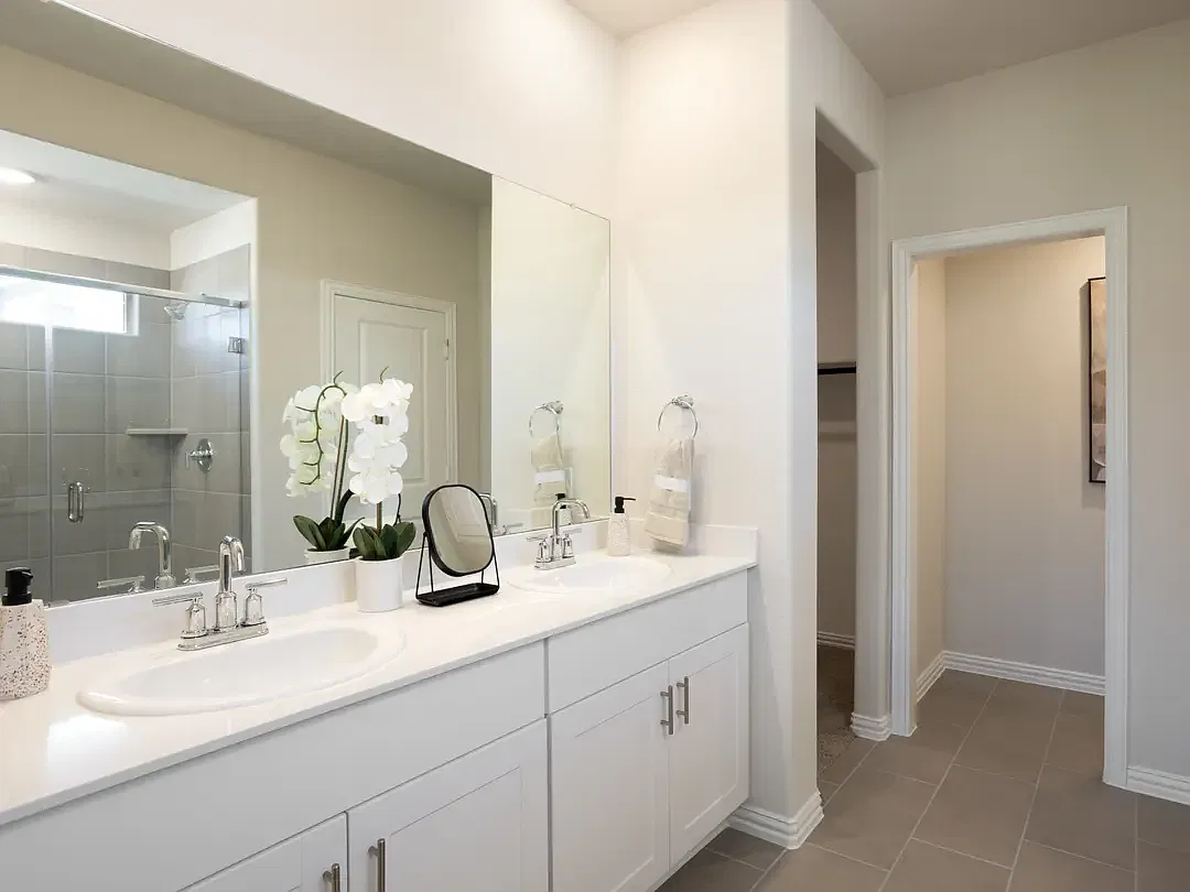 2215 Preakness Dr — Photo 3