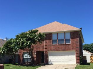 7406 Rochester Ln, Arlington, TX 76002