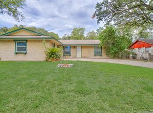 3706 Petry Dr, Kirby, TX 78219