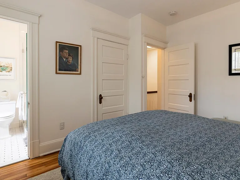 3021 Dent Pl NW — Photo 16