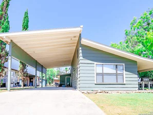 93 REDBUD ST, Brackettville, TX 78832