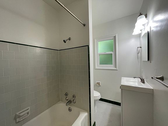 4th image of 1731 N St #3