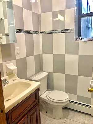 Rented by RBM Brokerage | media 11