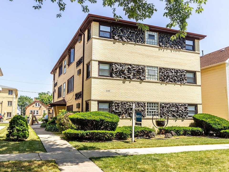1st image of 2419 N 77th Ave APT 2E