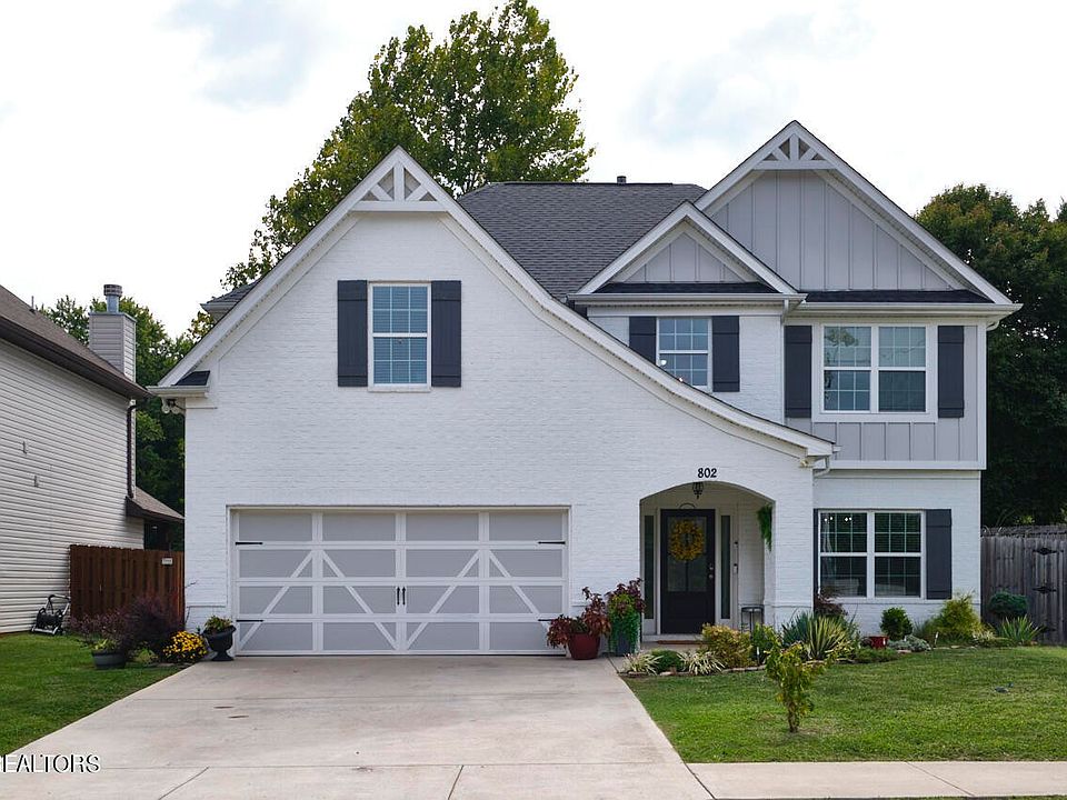 1st image of 802 Festival Ln