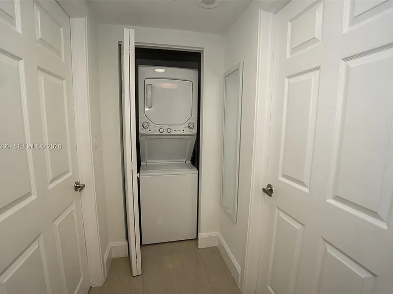 2951 S Bayshore Dr #716 — Photo 8