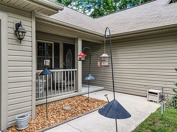 2nd image of 114 Beachwood Dr