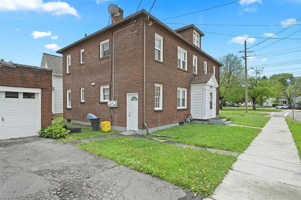 3 bed, 1300 sqft, $1,595 — Photo 4