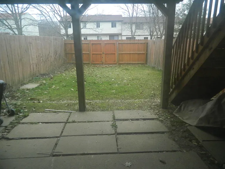142 Bellwood Ct — Photo 13