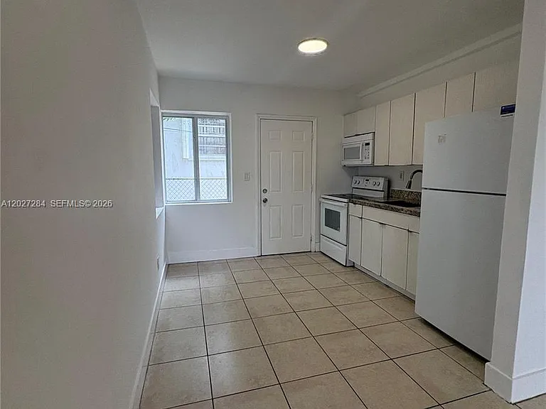 1130 NW 76th St #1130 — Photo 9