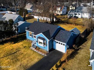 2523 Putnam St, Schenectady, NY 12304