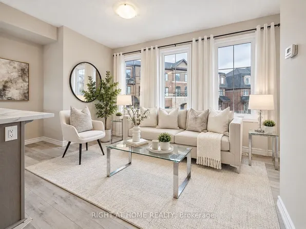 445 Ontario St S #93, Milton, ON L9T 9K2