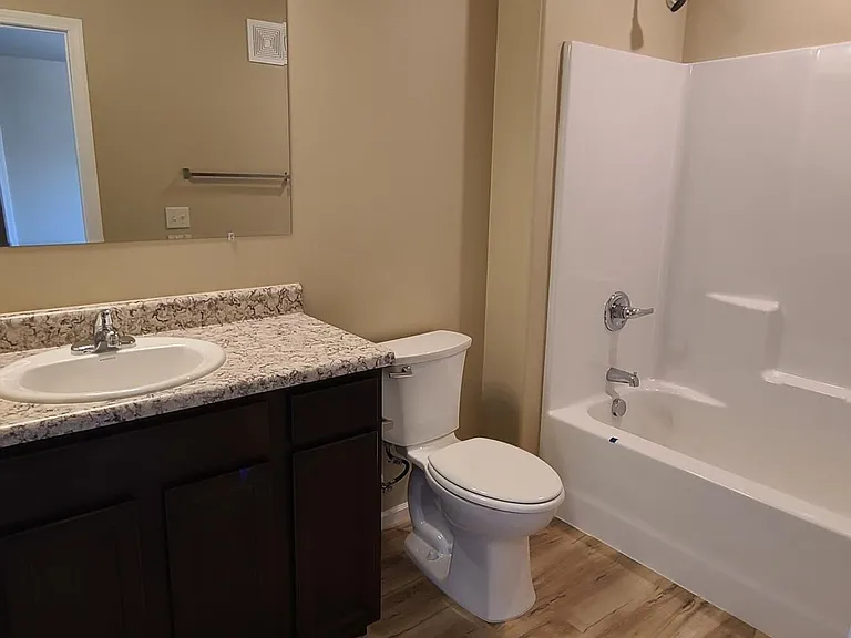535 Neel St #302 — Photo 11