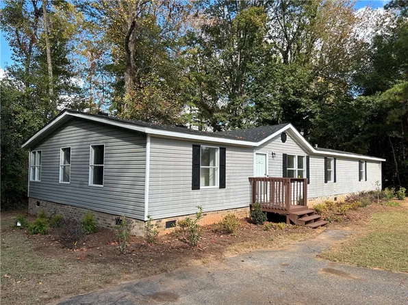 724 Woodmont Cir, Anderson, SC 29624