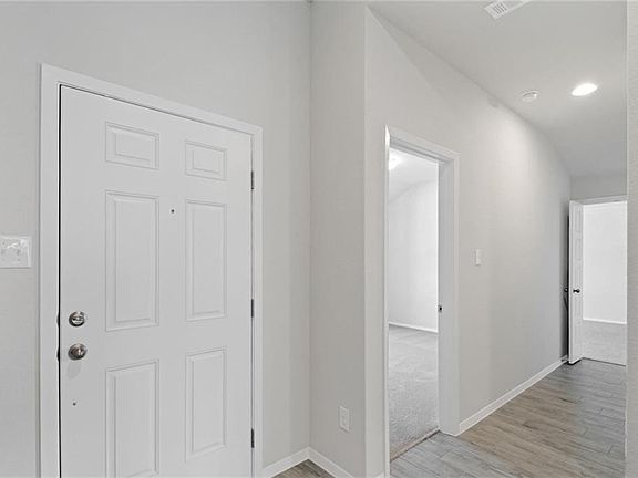 4th image of 20709 Leaning Oak Dr