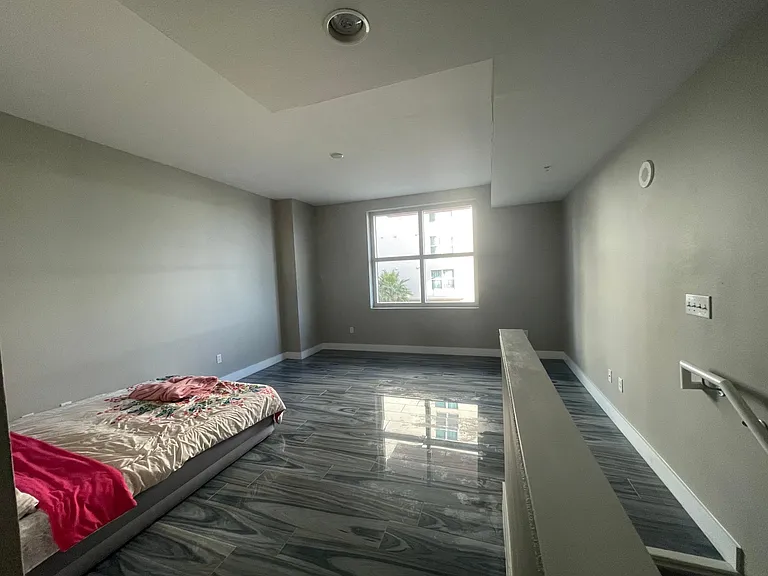 1208 E Kennedy Blvd #320 — Photo 11