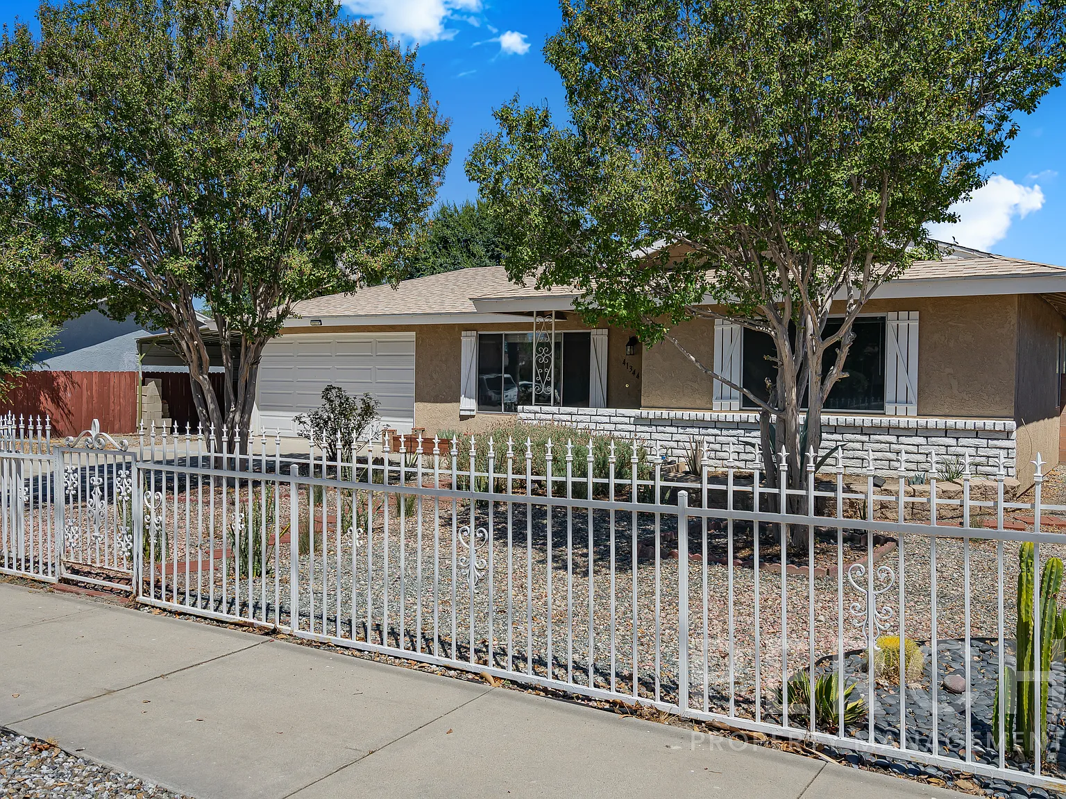 3 bed, 1200 sqft, $2,590 — Photo 3