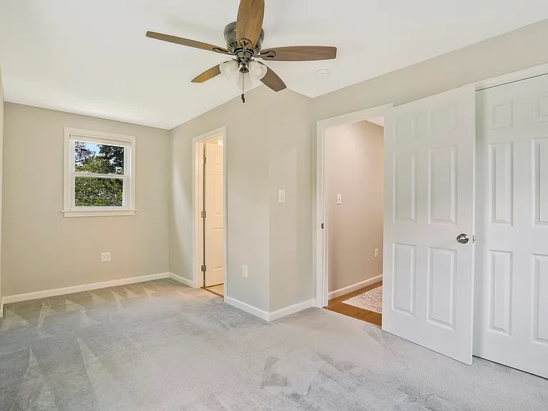 6024 Rixey Dr — Photo 30