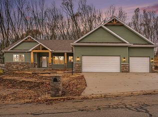 51447 Christian Dr, South Bend, IN
