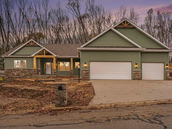 51447 Christian Dr, South Bend, IN 46628