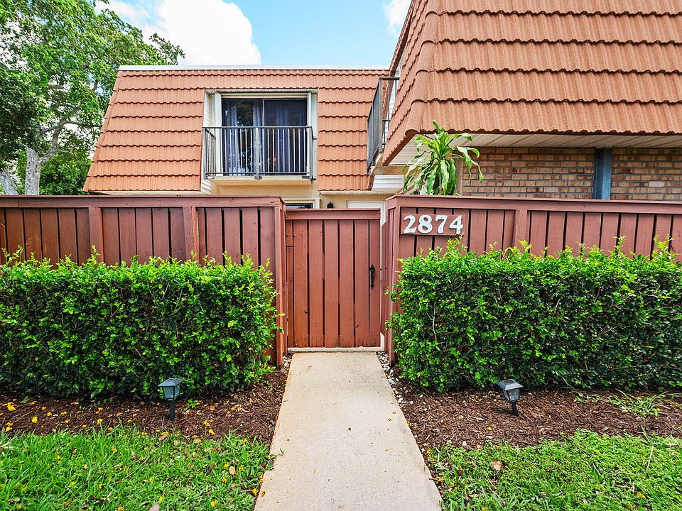 1st image of 2874 Waterford Drive S