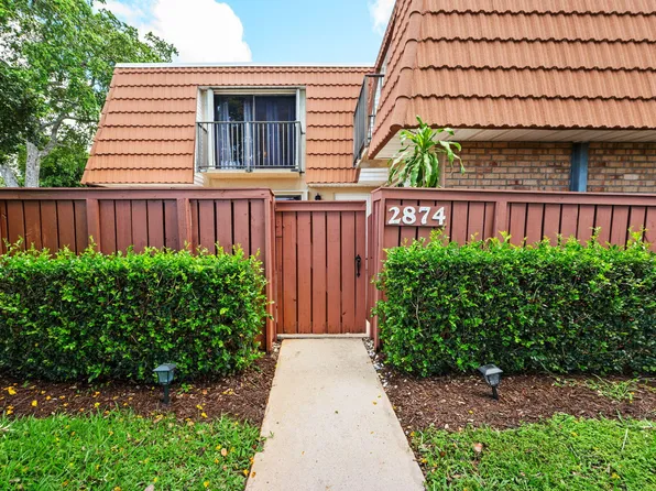 2874 Waterford Drive S, Deerfield Beach, FL 33442