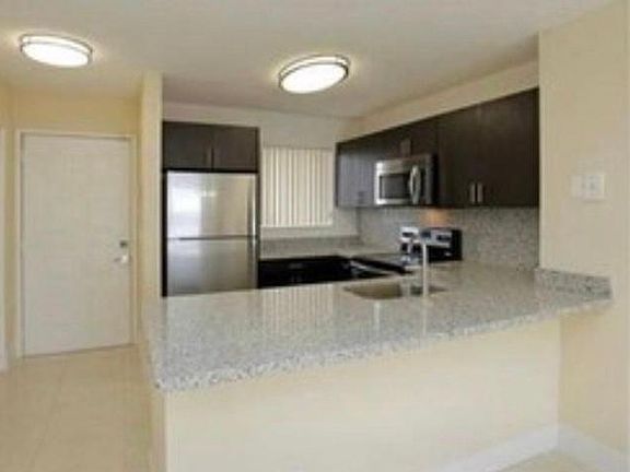 5th image of 1351 NE Miami Gardens Dr #A