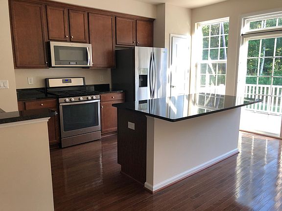 2nd image of 23008 Foxglove Way