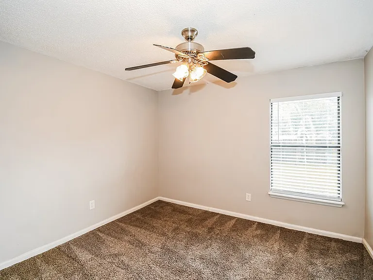 427 Federal Hill Rd — Photo 13