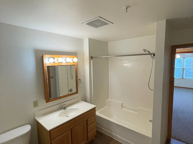 1225 7th St S #9 — Photo 7