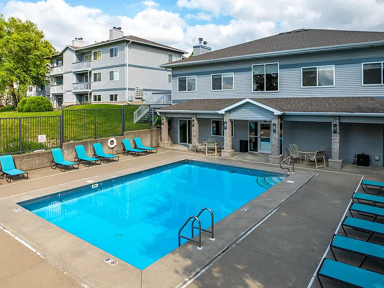 Fountains Apartments — Photo 84