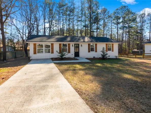89 Mona Pl, Dallas, GA 30132