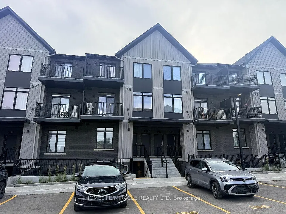 824 Woolwich St #124