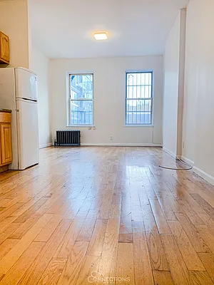 Rented by City Connections Realty | media 1