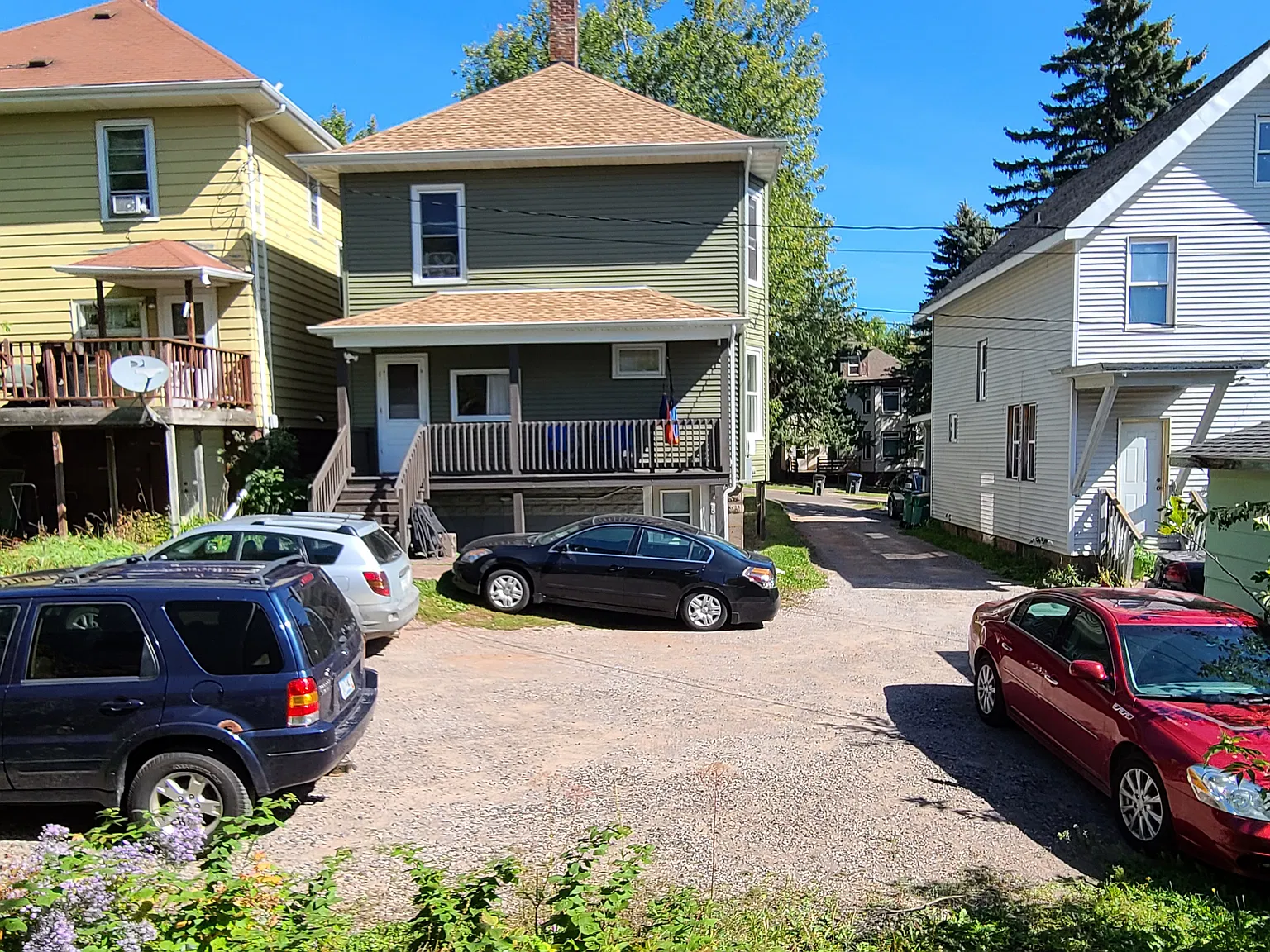 6 bed, $3,470 — Photo 2