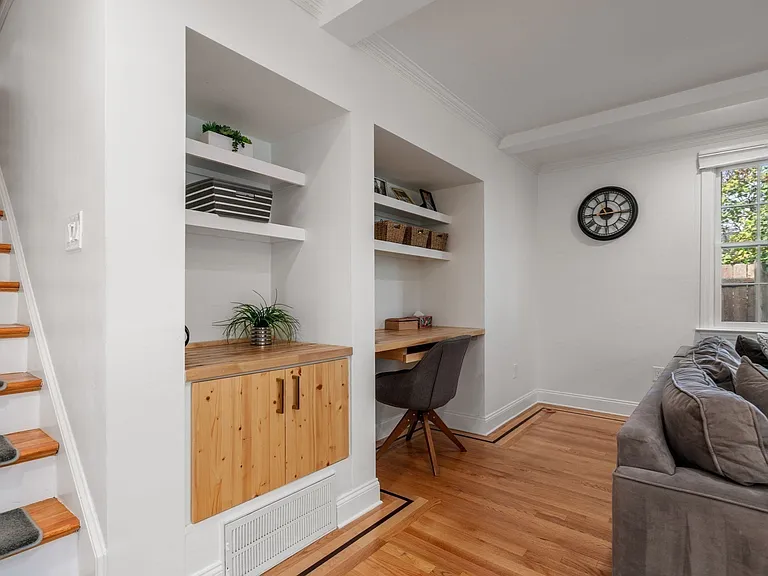 53 W Plain St #B — Photo 9