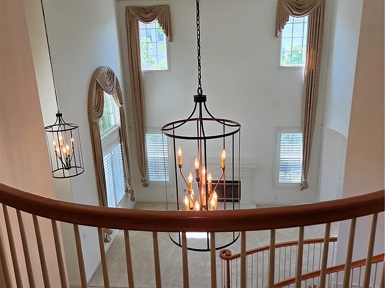 17568 Cloverdale Way — Photo 17