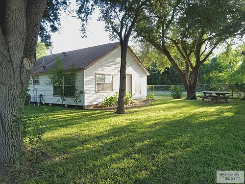 302 Madeley Ave Photo 1