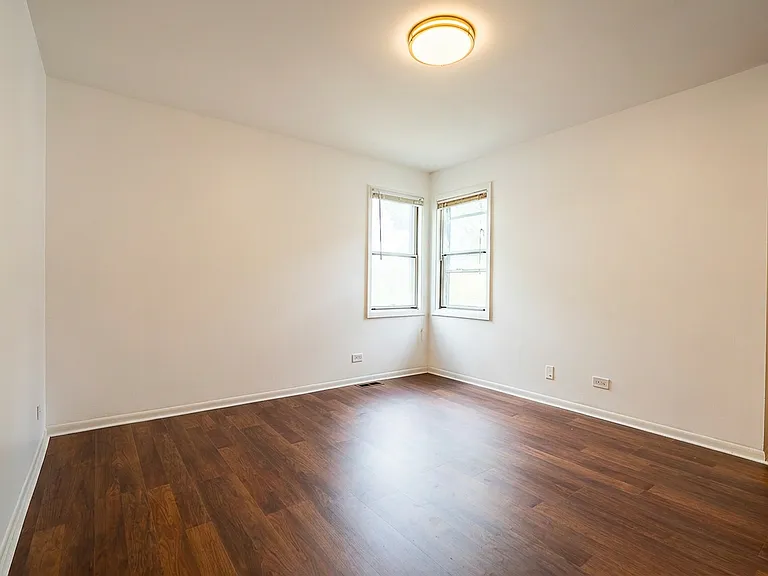 514 E Windgate Ct — Photo 8